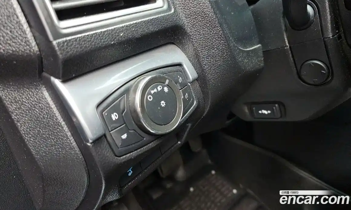 Ford Explorer 2017 2.3 Автомат в Москве № 255685, фото 18