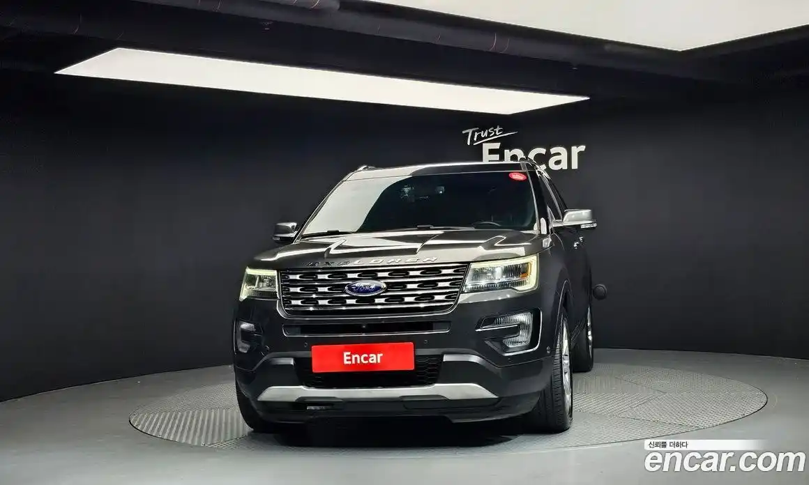 Ford Explorer 2017 2.3 Автомат в Москве № 255685, фото 3