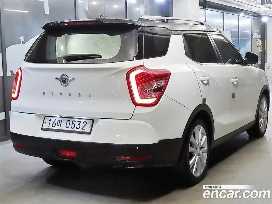 SsangYong TIBOLI 2016 1.6 Автомат в Москве № 324584, фото 4