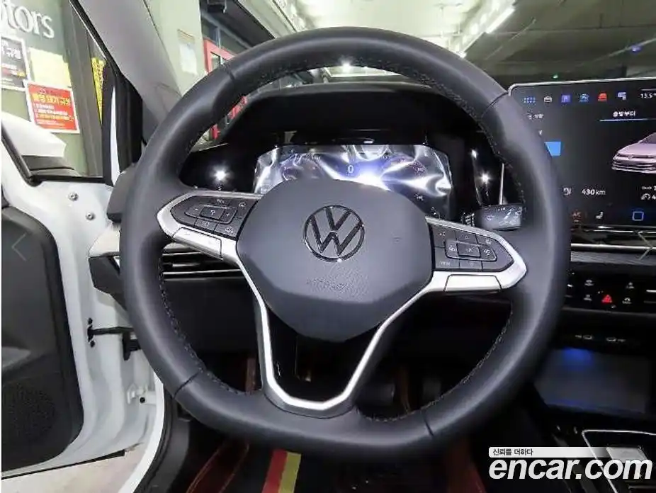 Volkswagen Golf 2025 2.0 Автомат в Москве № 533698, фото 8