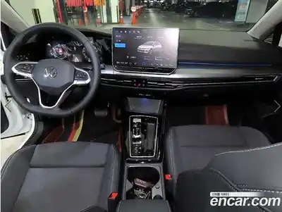 Volkswagen Golf 2025 2.0 Автомат в Москве № 533698, миниатюра 10