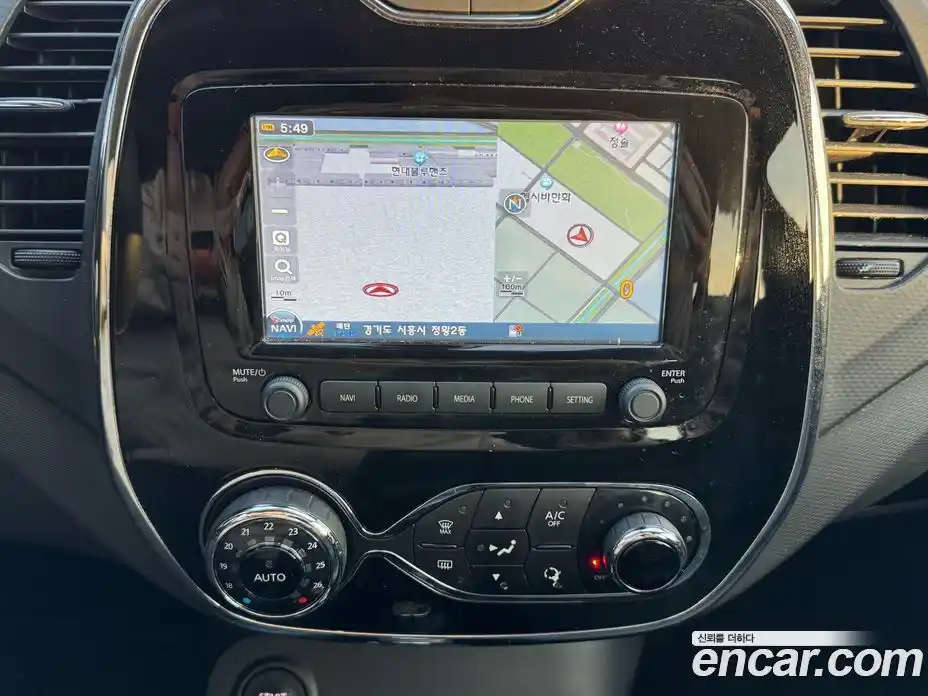 Renault QM3 2016 1.5 Автомат в Москве № 535856, фото 17