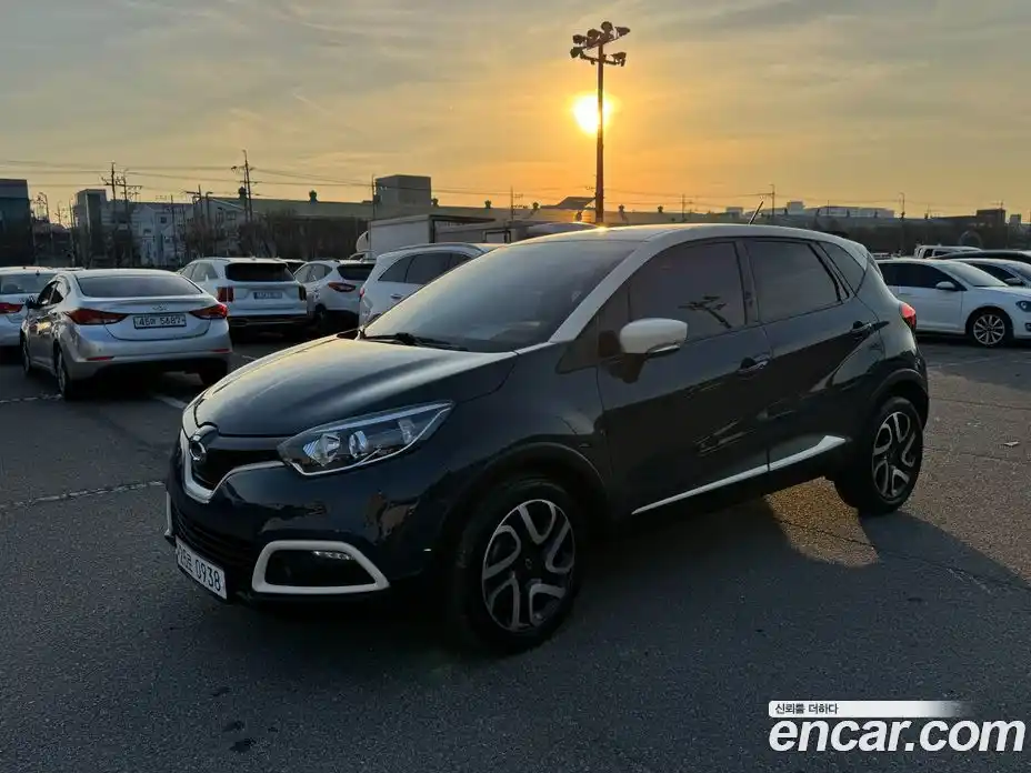 Renault QM3 2016 1.5 Автомат в Москве № 535856, фото 3