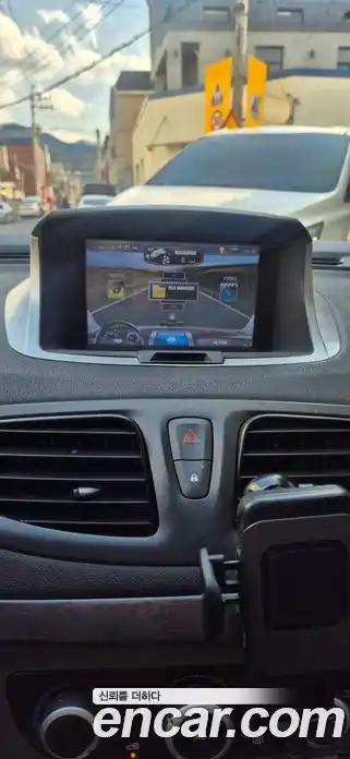 Renault SM3 2012 1.6 Автомат в Москве № 536869, фото 6