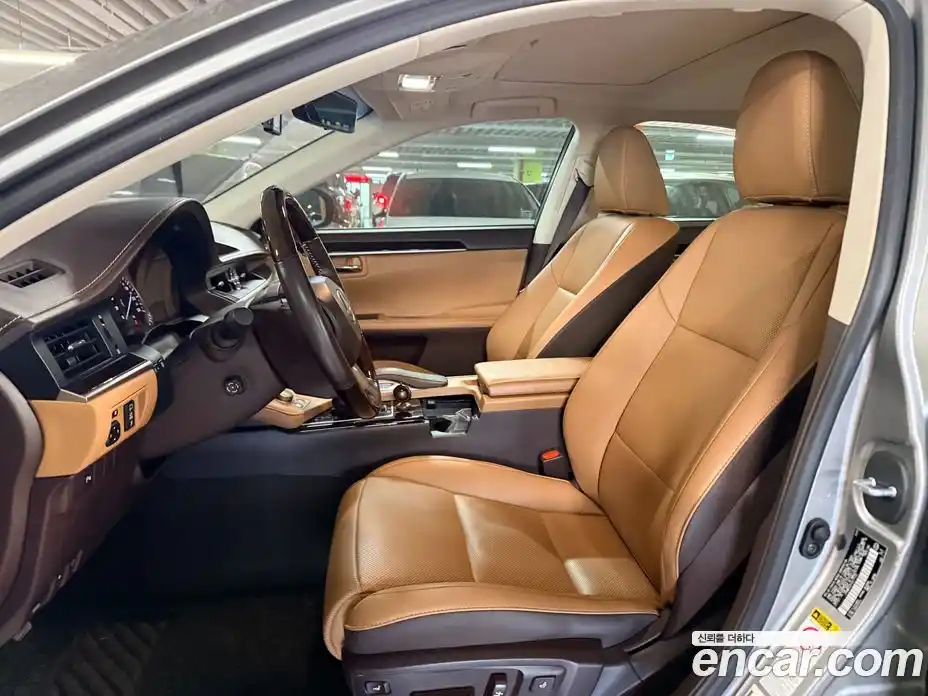 Lexus ES 2018 2.5 Вариатор в Москве № 547158, фото 6