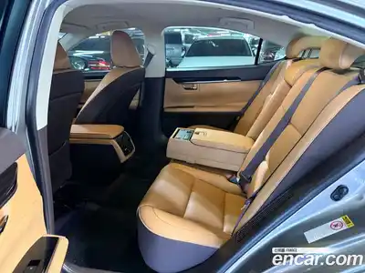 Lexus ES 2018 2.5 Вариатор в Москве № 547158, миниатюра 7