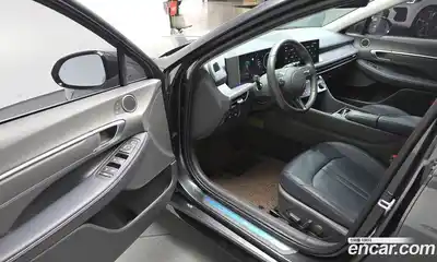 Hyundai Sonata 2024 2.0 Автомат в Москве № 582250, миниатюра 10