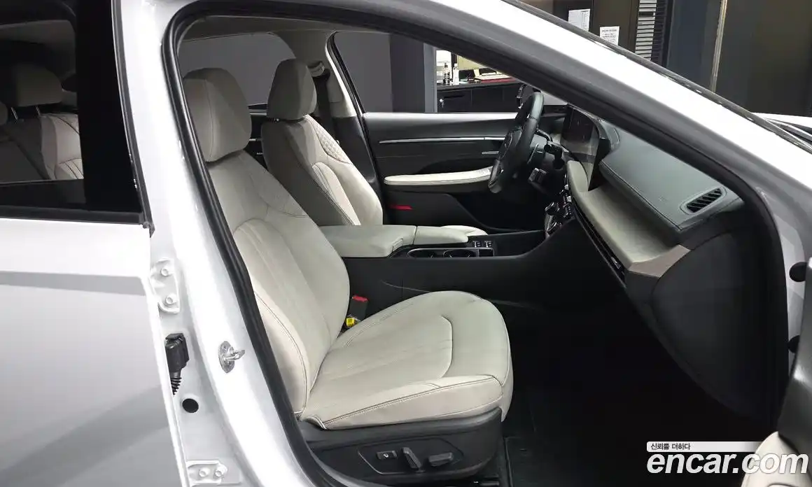 Hyundai Sonata 2024 1.6 Автомат в Москве № 582282, фото 11