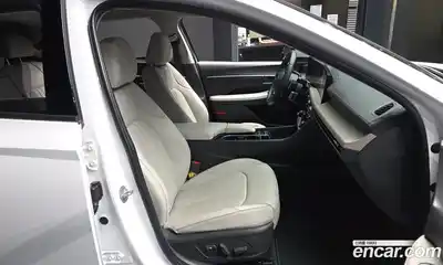 Hyundai Sonata 2024 1.6 Автомат в Москве № 582282, миниатюра 11