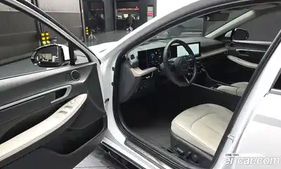 Hyundai Sonata 2024 1.6 Автомат в Москве № 582282, миниатюра 10