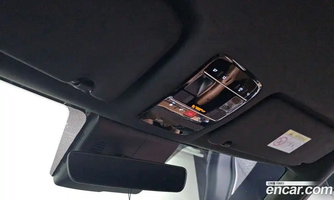 Hyundai Santa Fe 2024 1.6 Автомат в Москве № 582672, фото 18