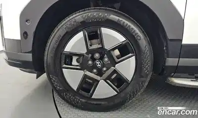 Hyundai Santa Fe 2024 1.6 Автомат в Москве № 582672, миниатюра 5