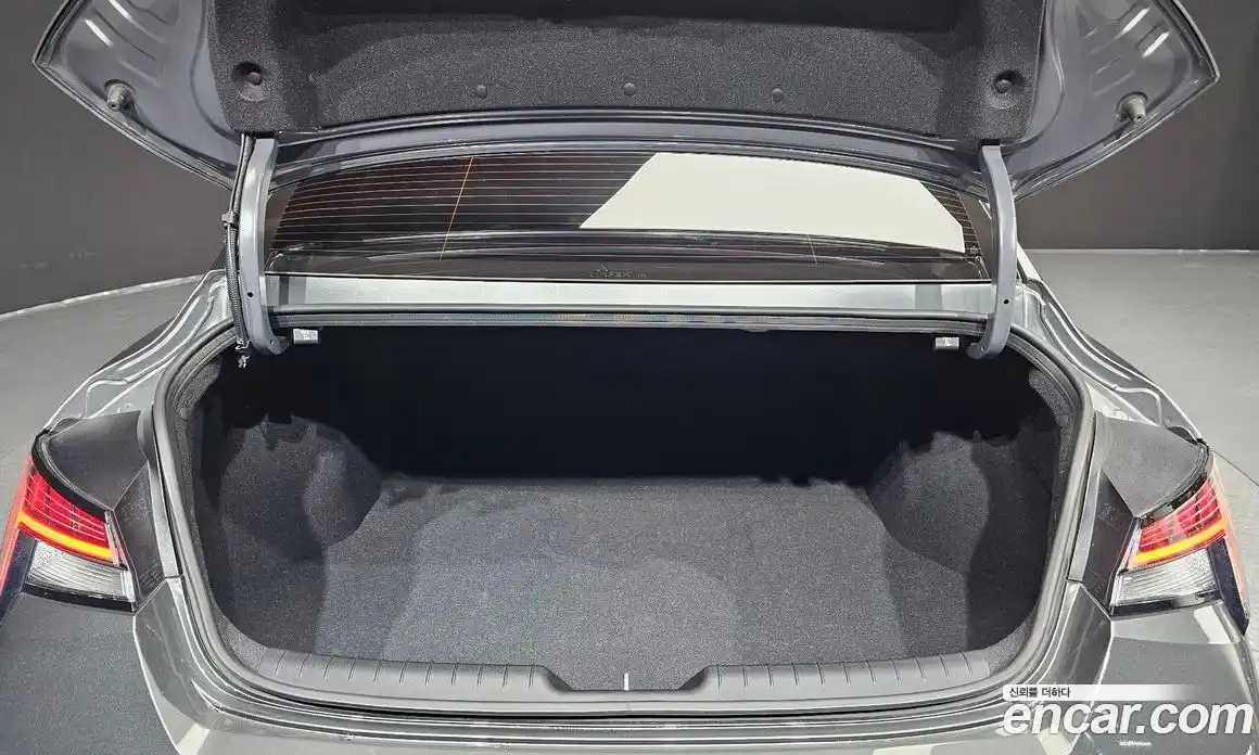 Hyundai Avante 2024 1.6 Автомат в Москве № 582841, фото 20