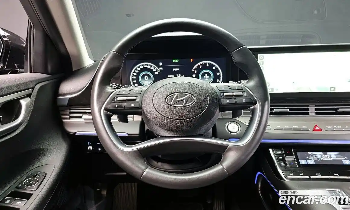 Hyundai Grandeur 2022 2.5 Автомат в Москве № 582936, фото 13