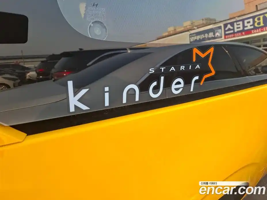 Hyundai Staria 2024 3.5 Автомат в Москве № 583052, фото 15