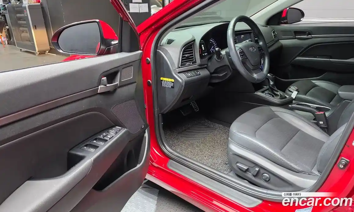 Hyundai Avante 2016 1.6 Автомат в Москве № 583062, фото 11