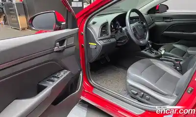 Hyundai Avante 2016 1.6 Автомат в Москве № 583062, миниатюра 11