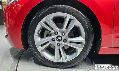 Hyundai Avante 2016 1.6 Автомат в Москве № 583062, миниатюра 5