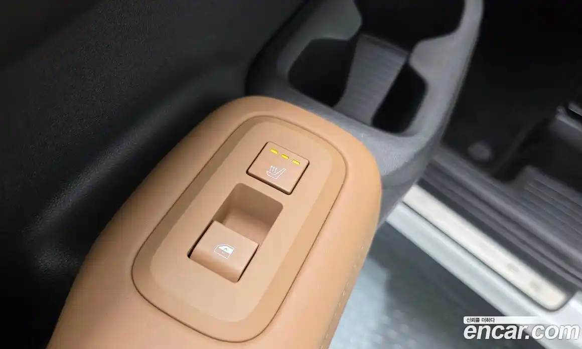 Hyundai Santa Fe 2024 1.6 Автомат в Москве № 583140, фото 17