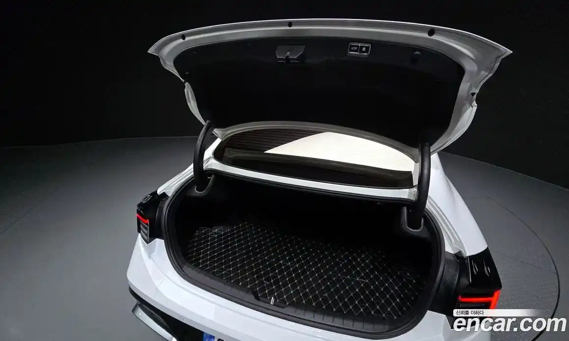 Hyundai Sonata 2024 1.6 Автомат в Москве № 583192, фото 20