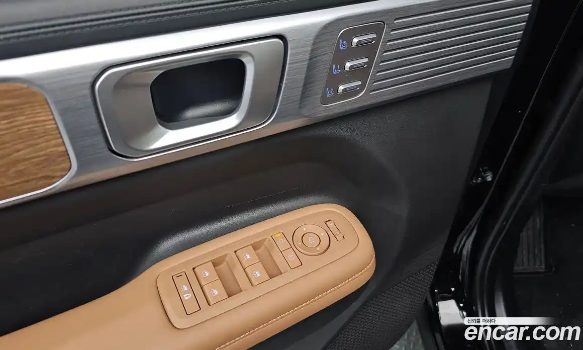 Hyundai Santa Fe 2024 1.6 Автомат в Москве № 583230, фото 13