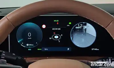 Hyundai Santa Fe 2024 1.6 Автомат в Москве № 583230, миниатюра 8