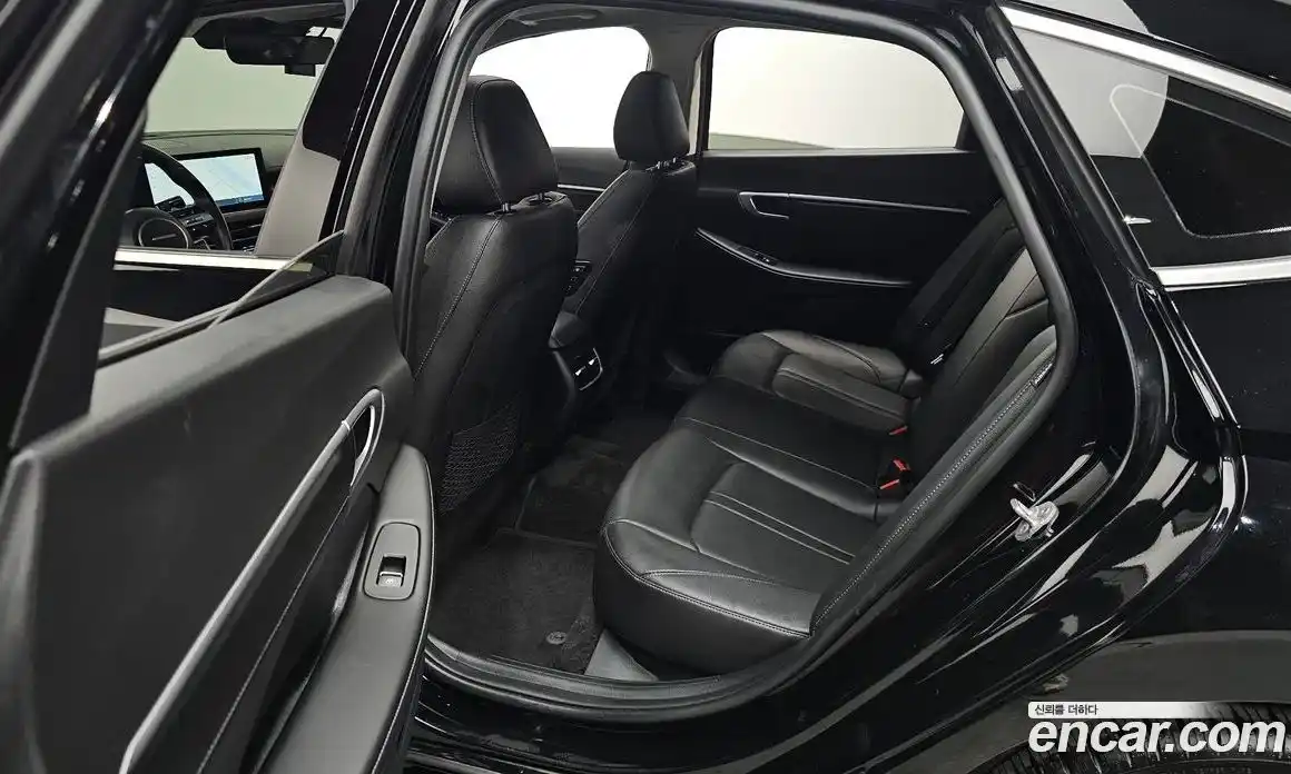 Hyundai Sonata 2024 2.0 Автомат в Москве № 583428, фото 11