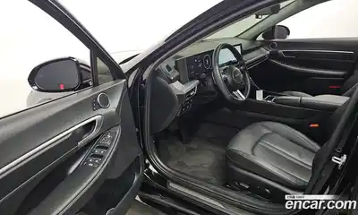 Hyundai Sonata 2024 2.0 Автомат в Москве № 583428, миниатюра 10