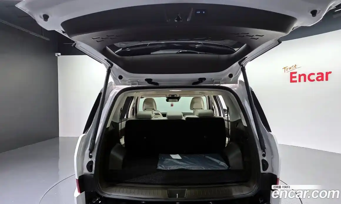 Hyundai Santa Fe 2024 1.6 Автомат в Москве № 583490, фото 20