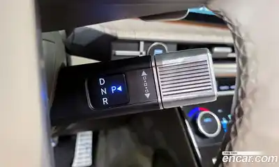 Hyundai Santa Fe 2024 1.6 Автомат в Москве № 583490, миниатюра 9