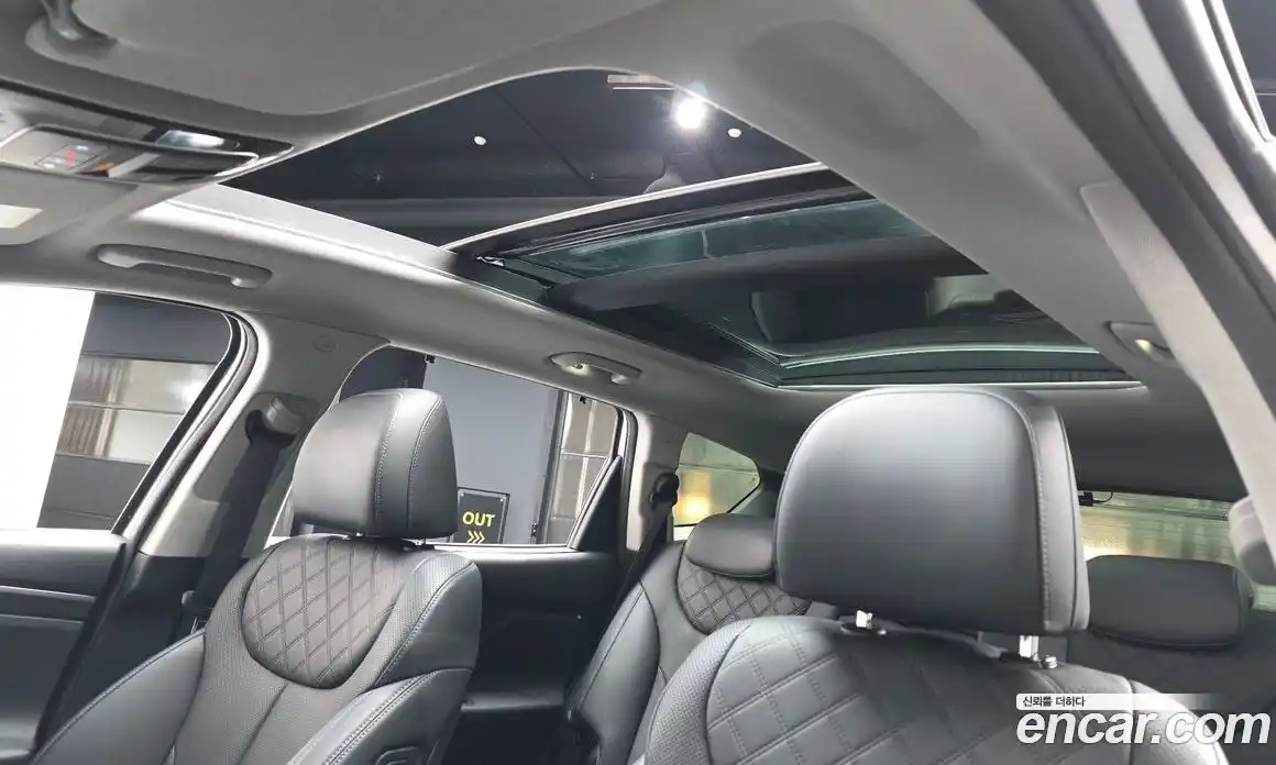 Hyundai Santa Fe 2022 1.6 Автомат в Москве № 583558, фото 18