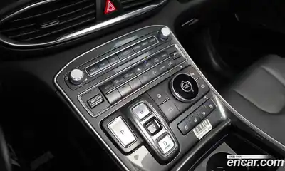 Hyundai Santa Fe 2022 1.6 Автомат в Москве № 583558, миниатюра 9