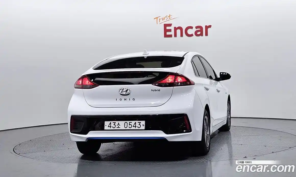 Hyundai Ioniq 2016 1.6 Автомат в Москве № 583653, фото 4