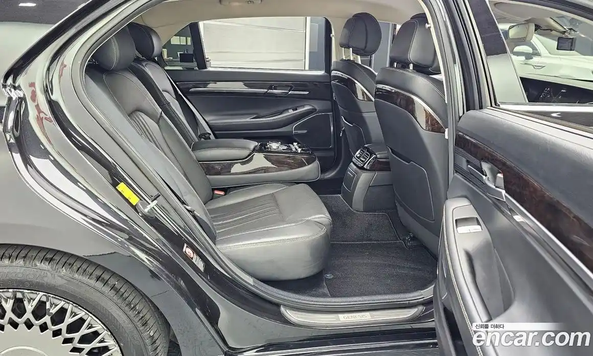 Genesis G90 2019 3.8 Автомат в Москве № 58377, фото 12