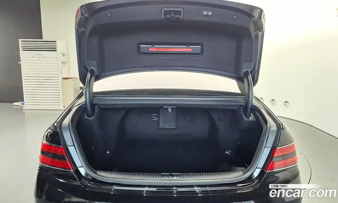 Genesis G90 2019 3.8 Автомат в Москве № 58377, фото 20