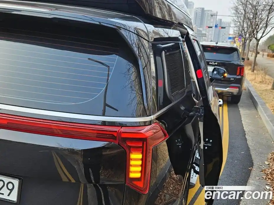 Kia Canival 2026 1.6 Автомат в Москве № 583945, фото 5