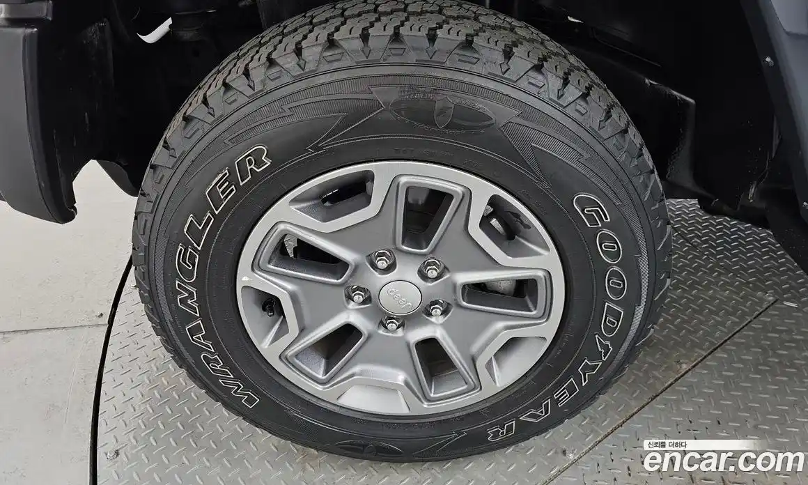 Jeep Wrangler 2017 3.6 Автомат в Москве № 584265, фото 4