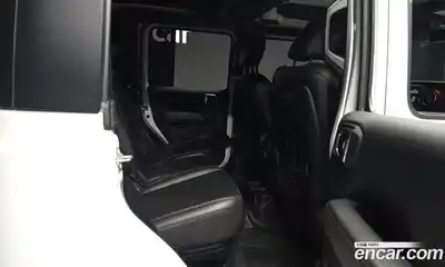 Jeep Gladiator 2023 3.6 Автомат в Москве № 584271, миниатюра 12