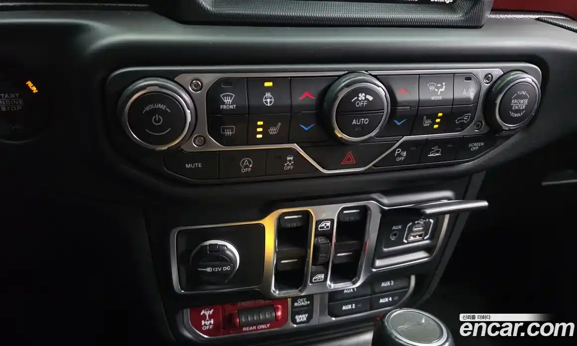 Jeep Gladiator 2023 3.6 Автомат в Москве № 584271, фото 17