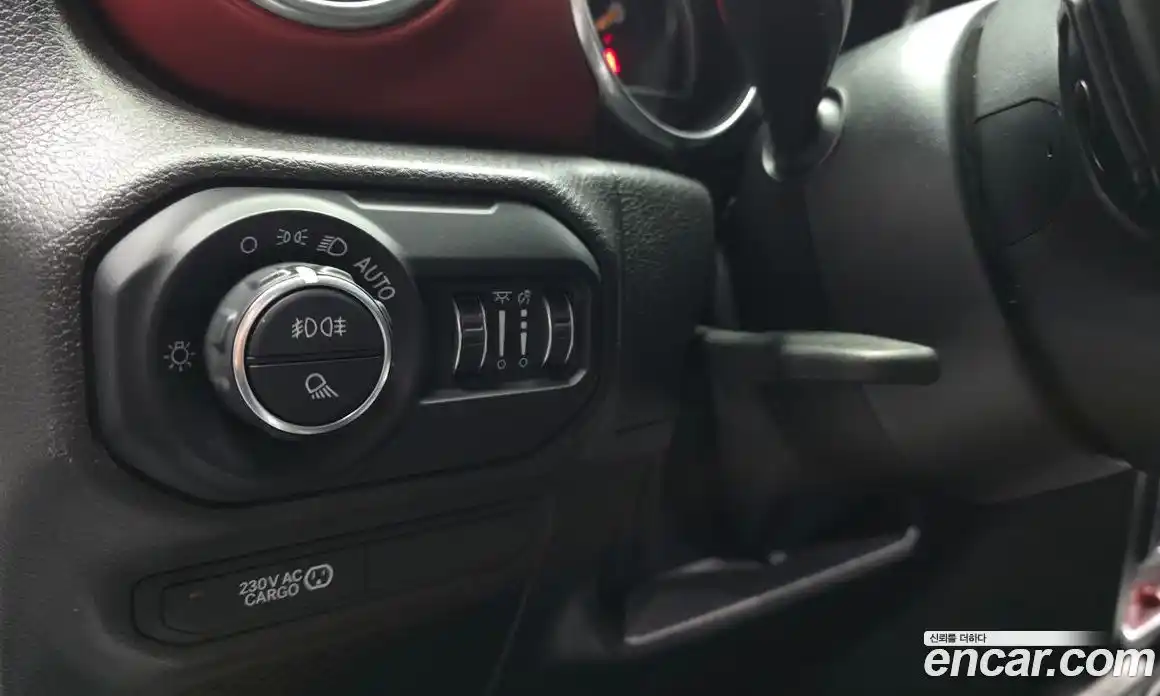 Jeep Gladiator 2023 3.6 Автомат в Москве № 584271, фото 18