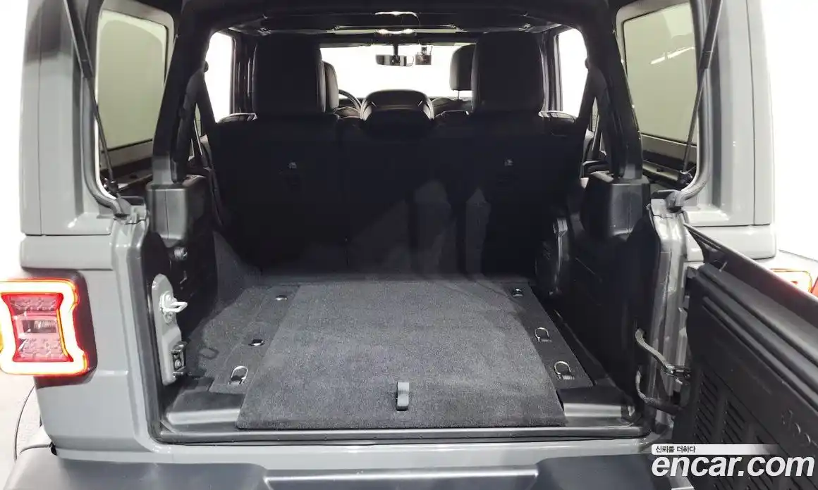 Jeep Wrangler 2021 2.0 Автомат в Москве № 584272, фото 20