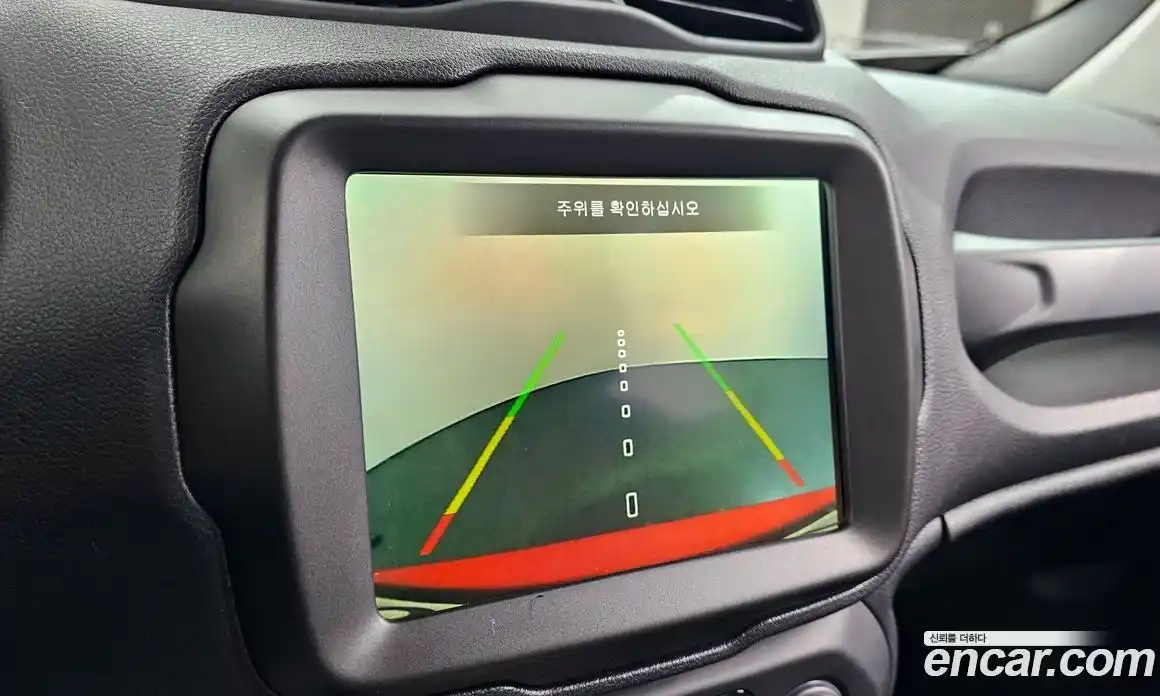 Jeep Renegade 2020 2.4 Автомат в Москве № 584308, фото 15