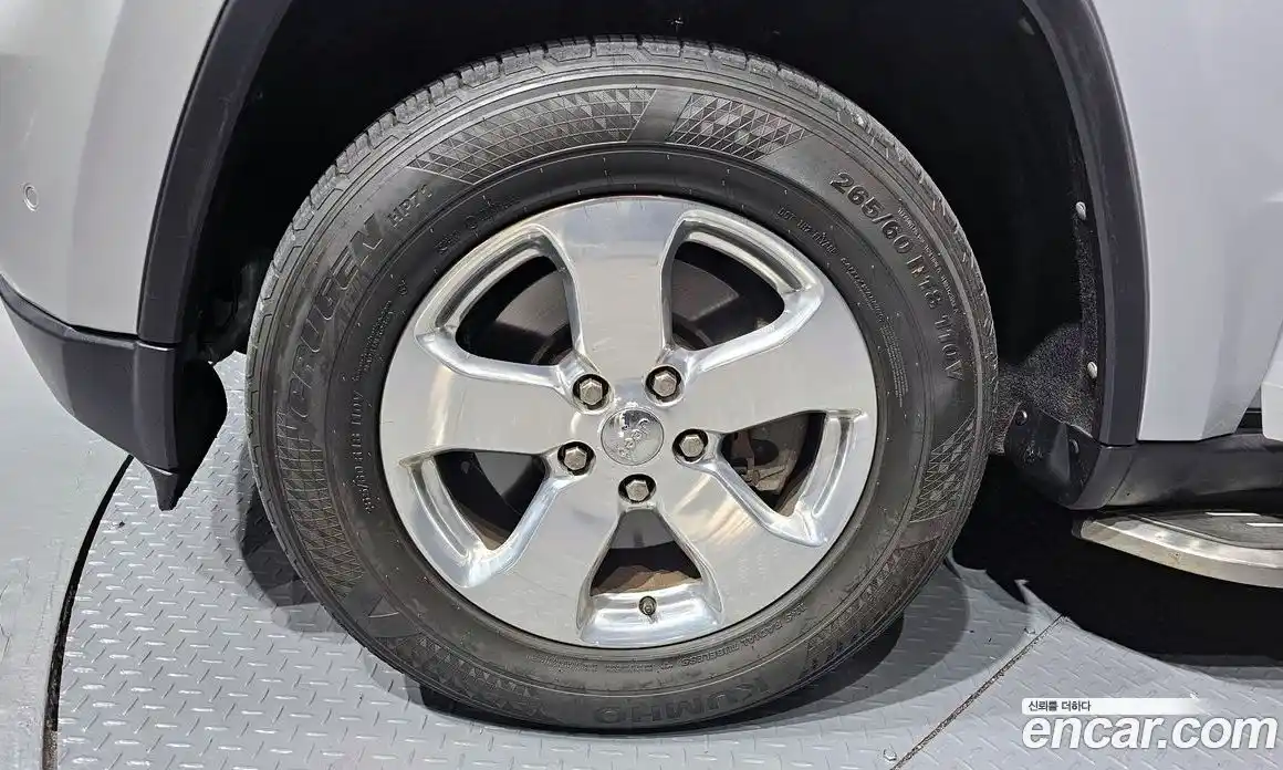 Jeep Cherokee 2013 3.0 Автомат в Москве № 584402, фото 5