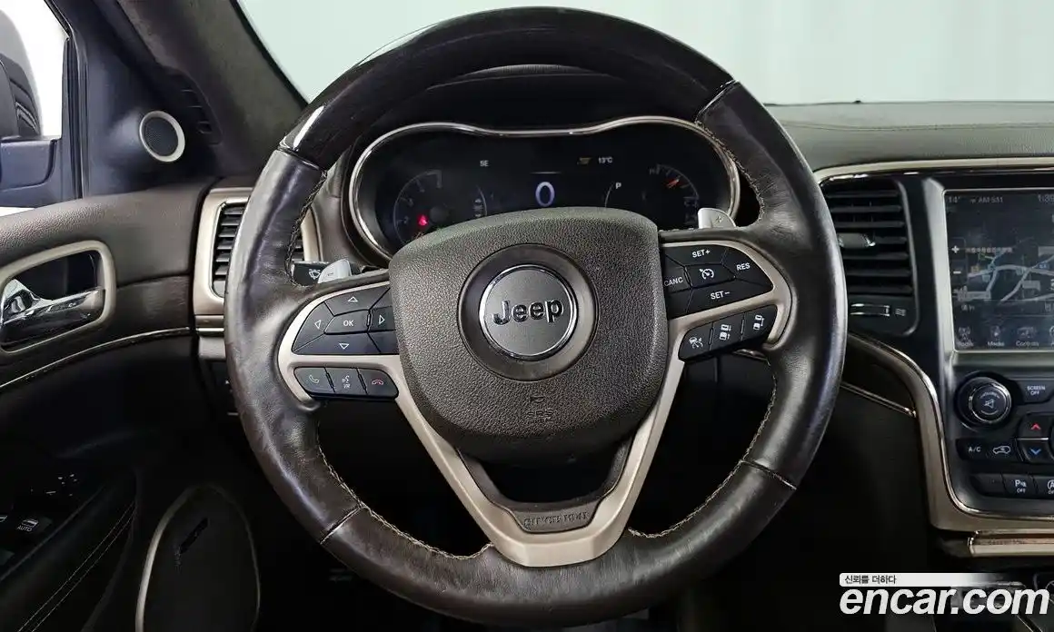 Jeep Cherokee 2016 3.0 Автомат в Москве № 584425, фото 13