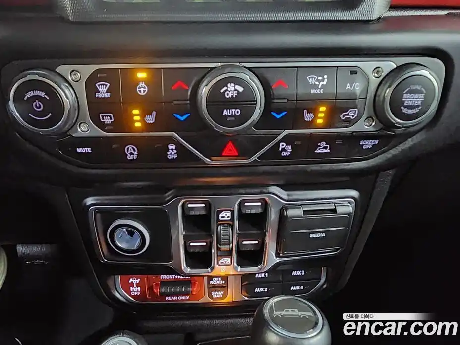 Jeep Gladiator 2021 3.6 Автомат в Москве № 584481, фото 9