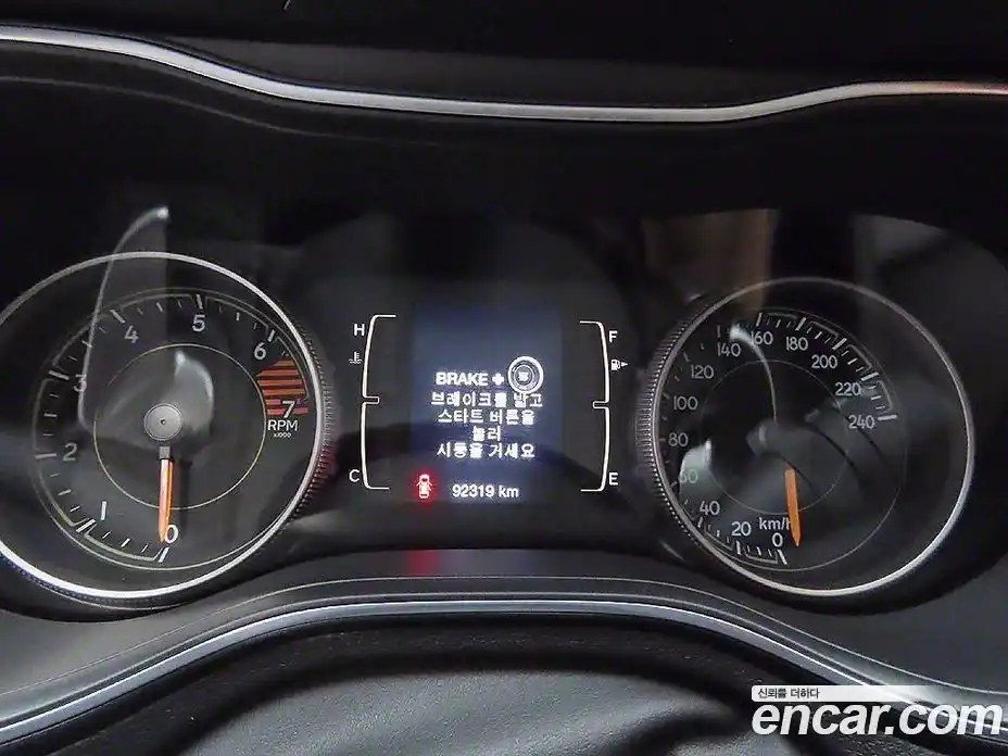 Jeep Cherokee 2019 2.4 Автомат в Москве № 584509, фото 6