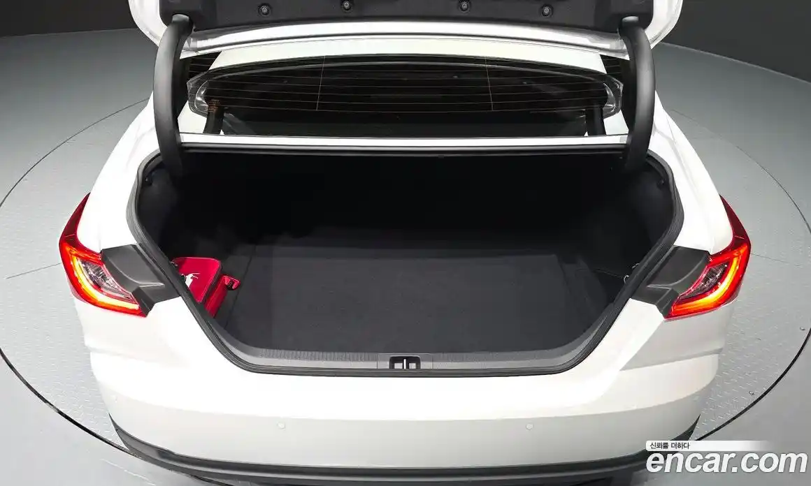 Toyota Camry 2025 2.5 Автомат в Москве № 584553, фото 20