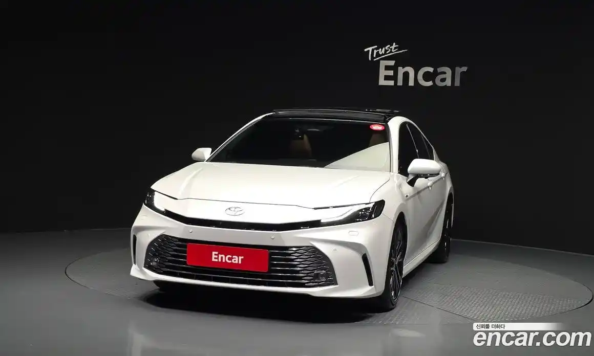 Toyota Camry 2025 2.5 Автомат в Москве № 584553, фото 3