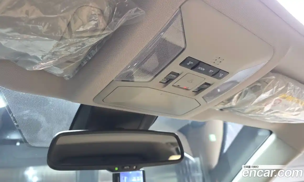 Toyota RAV4 2025 2.5 Автомат в Москве № 584559, фото 18