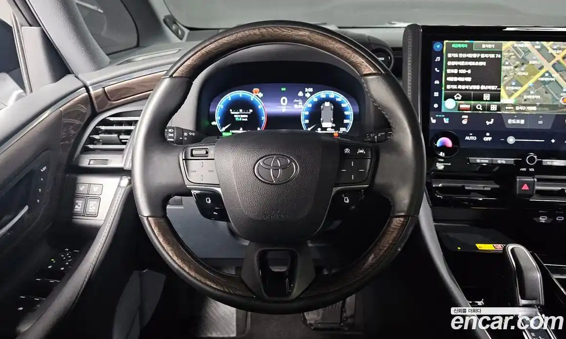 Toyota Alphard 2024 2.5 Автомат в Москве № 584569, фото 13